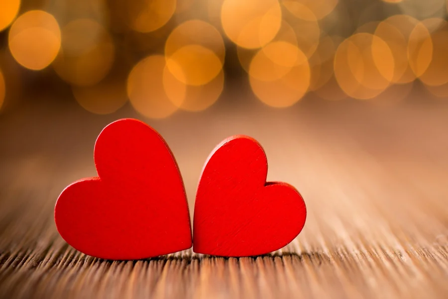 You are currently viewing Simile for Love That Captures the Beauty of Every Emotion
