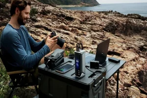 Read more about the article How to Travel Light: Portable Power Solutions for Trips