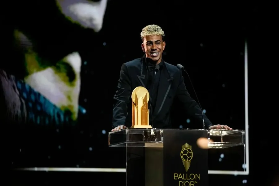 You are currently viewing Lamine Yamal – Winner of the Kopa Trophy in 2025