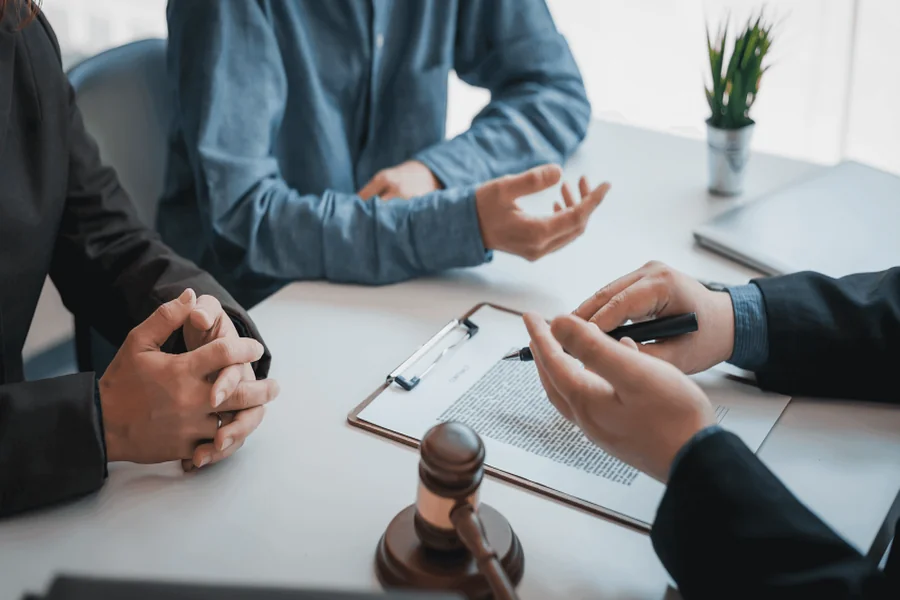 You are currently viewing What To Expect in A Personal Injury Lawsuit