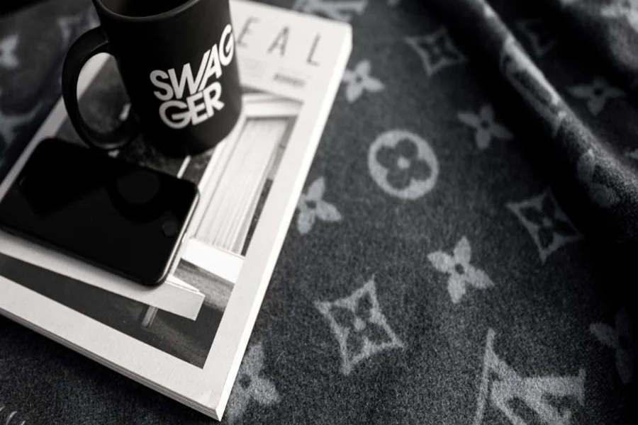 You are currently viewing Why Simple Tech Accessories End Up Making The Biggest Difference At Home And Work