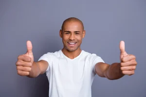 Read more about the article Is Head Laser Hair Removal Better Than Waxing?