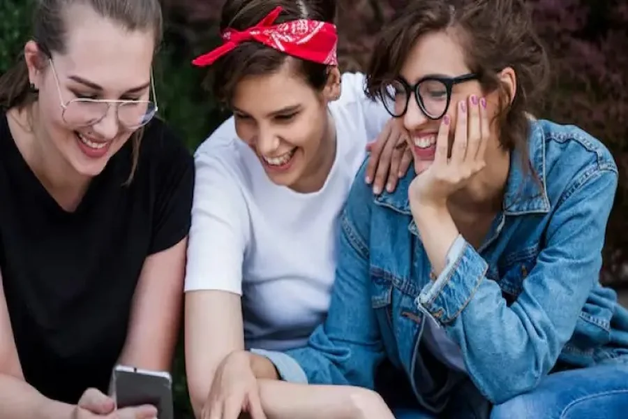 You are currently viewing Ate Slang Meaning and How It’s Used Today