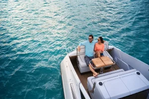 Read more about the article Motorboat Slang Explained – Common Terms Every Boater Should Know