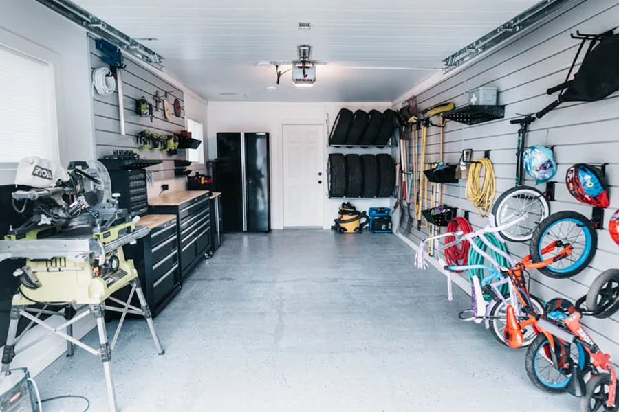 You are currently viewing 6 Tips for Building a Functional Garage Shop