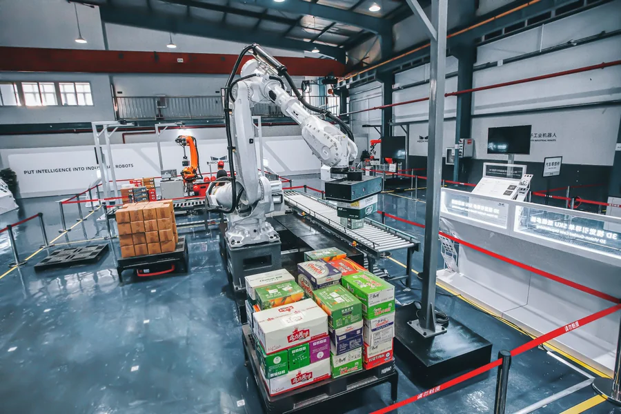 You are currently viewing How Procurement Teams Reduce Risk in Precision Manufacturing Supply Chains