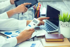 Read more about the article Why Businesses Should Adopt Automated Invoice Processing