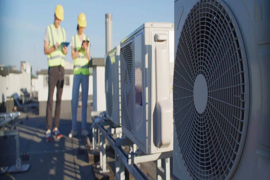 You are currently viewing How Do HVAC Contractors Improve Indoor Air Quality?