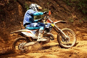Read more about the article Ride Ready: How to Prepare Your Dirt Bike for Any Terrain