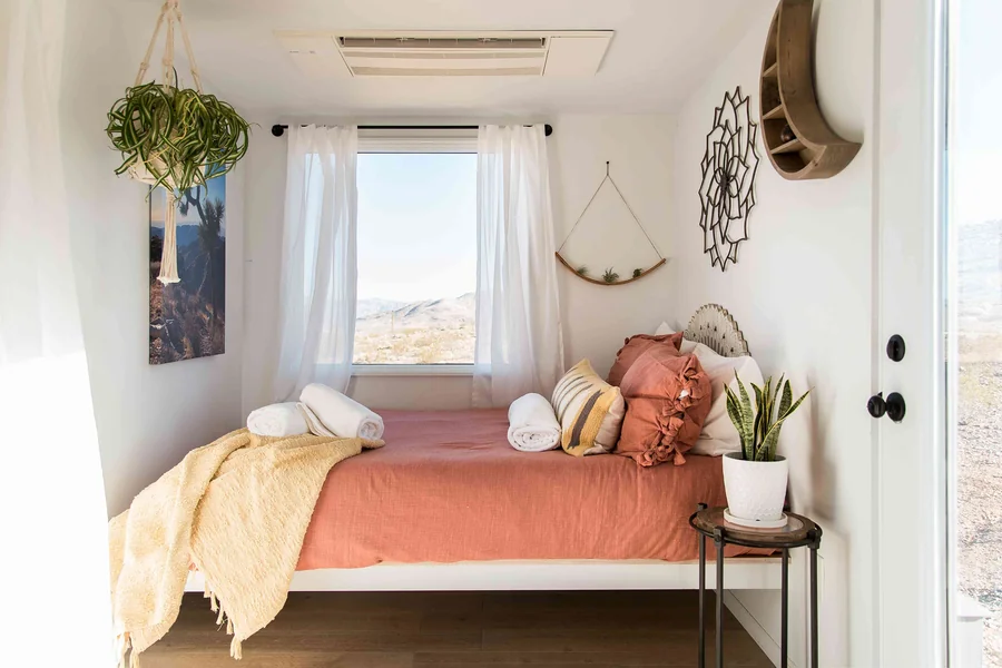 You are currently viewing Smart Bedroom Improvements That Maximise Comfort and Space
