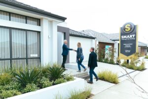 Read more about the article Smart Ways To Transform Your Garage Into A Functional Space
